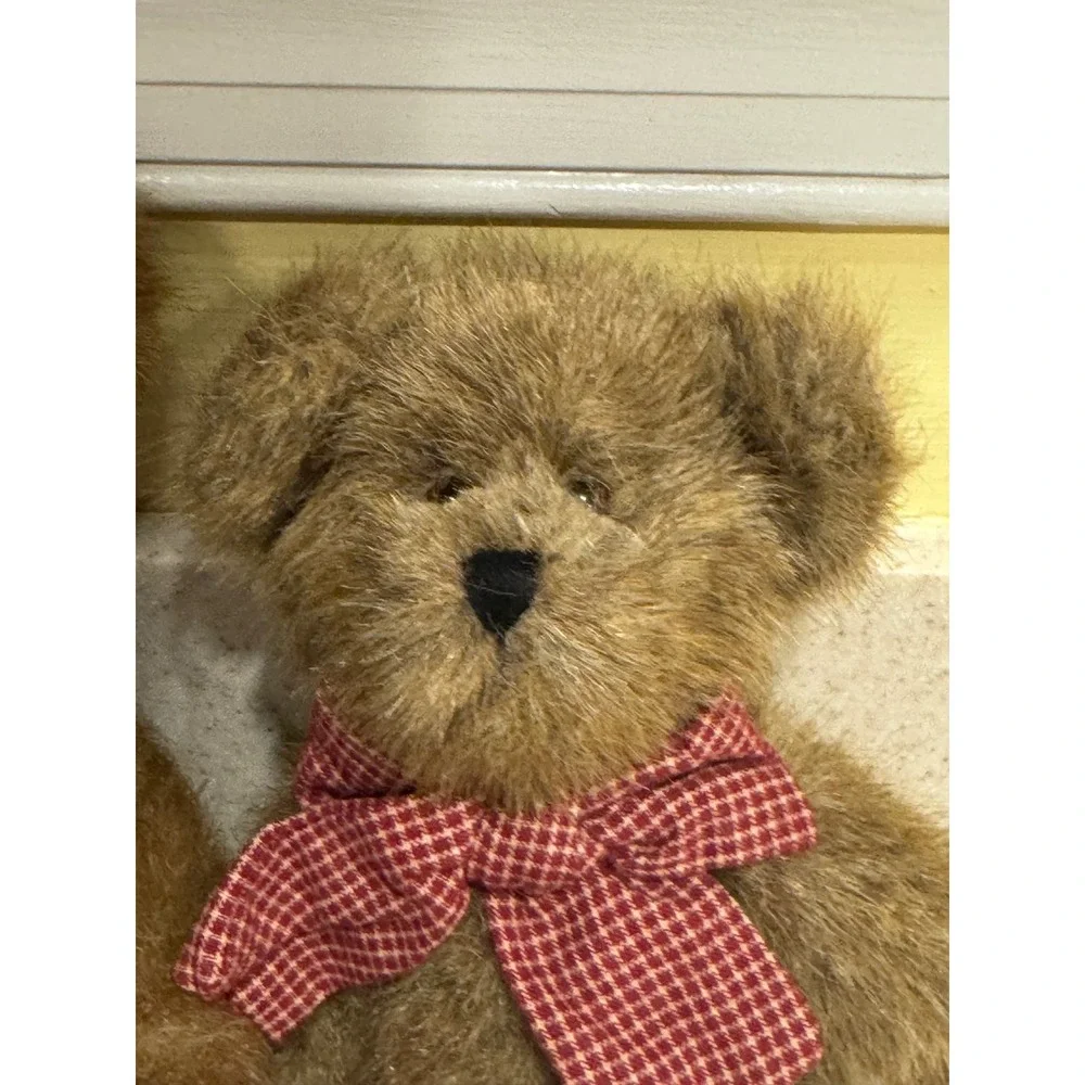 Set of 2 Boyds Bears - Sally Quignappel and Beary Z Bearsly